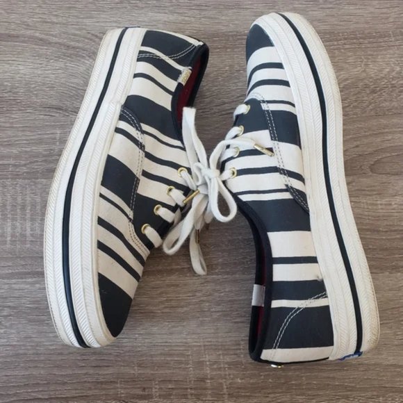 Kate spade platform stripe sneakers black and white - Picture 6 of 6